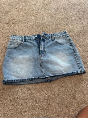 SHEIN Faded Light Blue Denim Mini Skirt